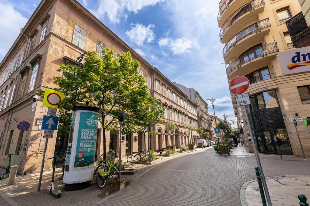 Kiraly21 Downtown Apartment By Andrassy Street, Budapest